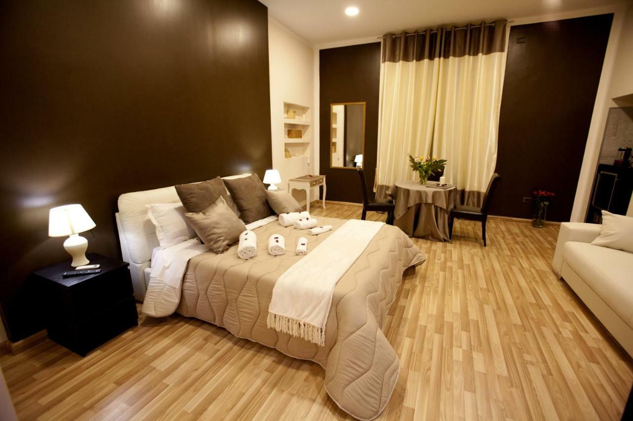 Reggia & Dintorni Rooms A Caserta Ngoại thất bức ảnh