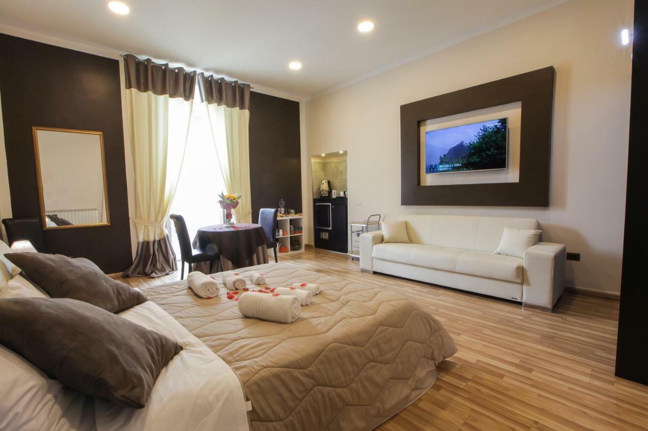 Reggia & Dintorni Rooms A Caserta Ngoại thất bức ảnh